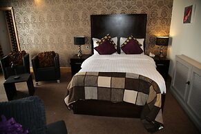 Inn On The Prom Hotel