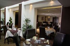 Inn On The Prom Hotel