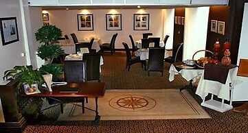 Inn On The Prom Hotel