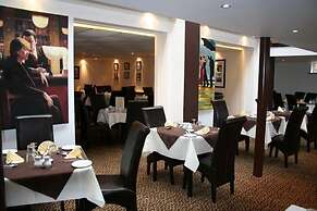 Inn On The Prom Hotel