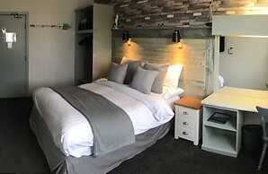 Inn On The Prom Hotel