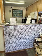 Colonial Inn Dyersville