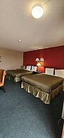 Colonial Inn Dyersville