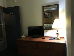 Colonial Inn Dyersville