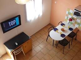 AppartHotel Festival Sud Suites - Gare TGV