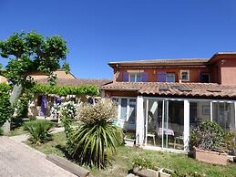 AppartHotel Festival Sud Suites - Gare TGV