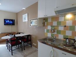 AppartHotel Festival Sud Suites - Gare TGV