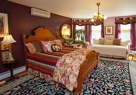 Fairlawn Inn