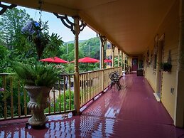 Fairlawn Inn
