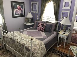 Fairlawn Inn
