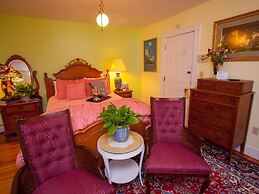 Fairlawn Inn