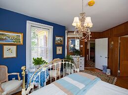 Fairlawn Inn