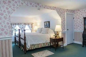 Arlington's West Mountain Inn