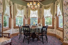 Kingsley House Bed & Breakfast