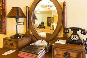 Avila La Fonda Hotel