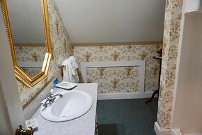 Old Orchard Beach Inn