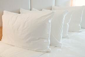 Spray Beach Oceanfront Hotel