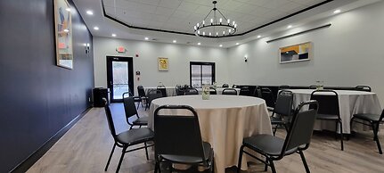 Holiday Inn Express and Suites Newton by IHG