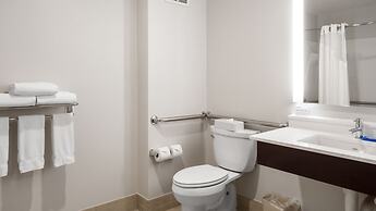 Holiday Inn Express and Suites Newton by IHG