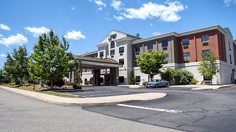 Holiday Inn Express and Suites Newton, an IHG Hotel