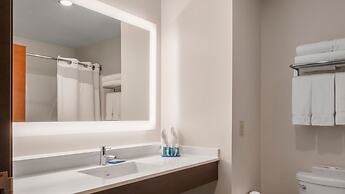 Holiday Inn Express and Suites Newton by IHG