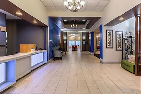Holiday Inn Express and Suites Newton by IHG