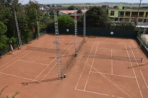 Hotel Club Du Lac Tanganyika