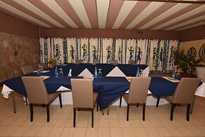 Hotel Club Du Lac Tanganyika