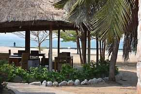 Hotel Club Du Lac Tanganyika