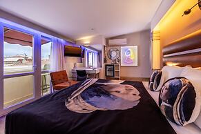 Gallery Residence & Hotel