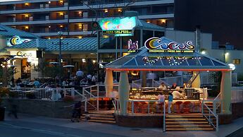 Holiday Inn Niagara Falls - By The Falls by IHG