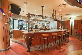 Holiday Inn Niagara Falls - By The Falls by IHG