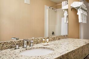 Days Inn & Suites by Wyndham Cochrane