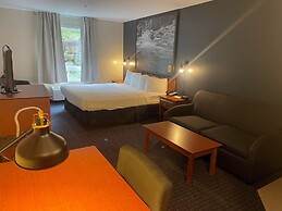 Super 8 by Wyndham Sainte Agathe Des Monts