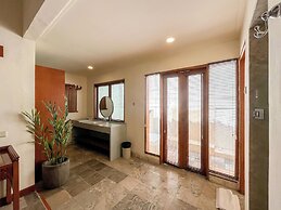 Kuta Lagoon Resort and Pool Villas