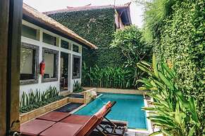 Kuta Lagoon Resort and Pool Villas