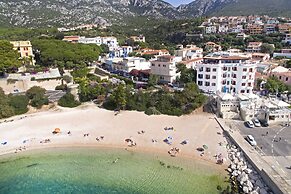 BUE MARINO HOTEL & COCKTAIL BAR