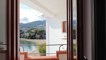 BUE MARINO HOTEL & COCKTAIL BAR