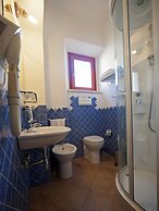 BUE MARINO HOTEL & COCKTAIL BAR