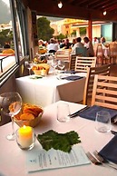 BUE MARINO HOTEL & COCKTAIL BAR