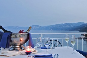 BUE MARINO HOTEL & COCKTAIL BAR