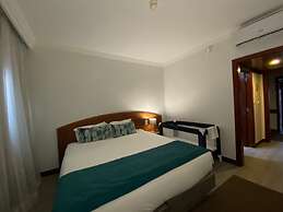 Apulia Praia Hotel
