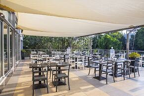 Mayfair Hotel