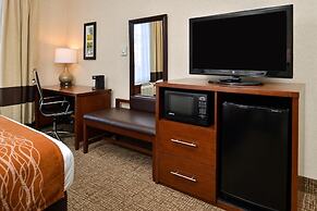Comfort Inn & Suites Madison North
