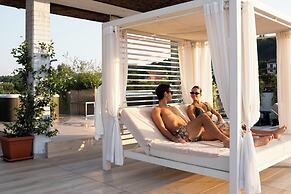 Le Palme - Adults Only (10 years old)