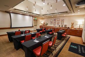 Embassy Suites by Hilton Waikiki Beach Walk