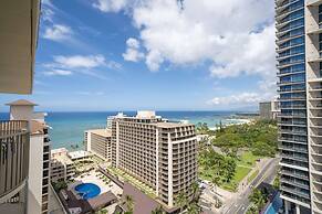Embassy Suites by Hilton Waikiki Beach Walk