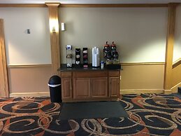 Cabot Inn & Suites