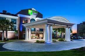 Holiday Inn Express & Suites Florence I-95 & I-20 Civic Ctr by IHG