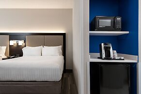 Holiday Inn Express & Suites Florence I-95 & I-20 Civic Ctr by IHG
